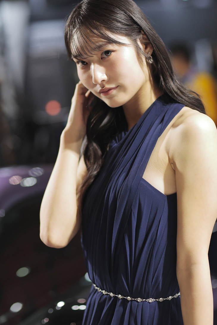 FIEVILLEブースの姫那さん