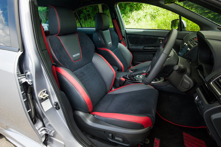 スバルWRX STI Type S