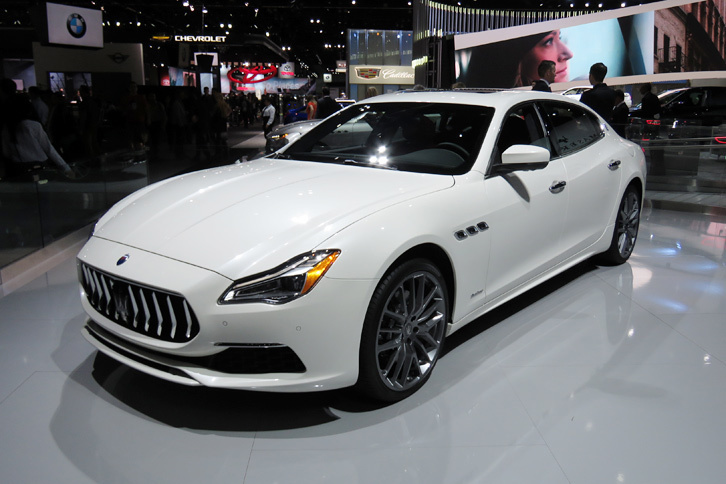 マセラティ・クアトロポルテ グランルッソ