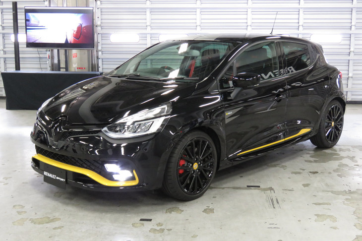 ルノー・ルーテシア ルノースポール18（エクステリア）