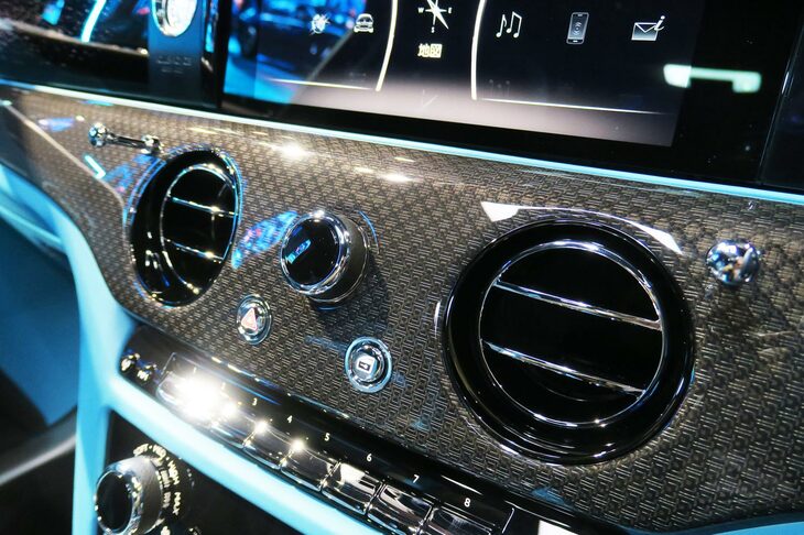 ロールス・ロイス・ブラックバッジ・ゴースト（ダッシュボード）