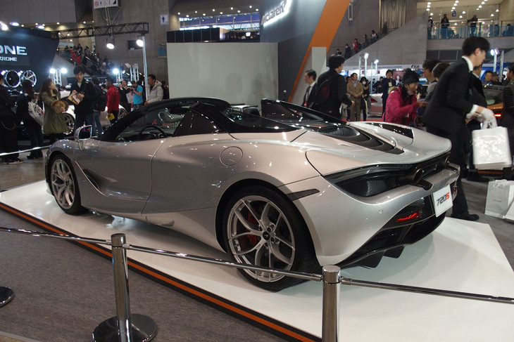 マクラーレン720Sスパイダー