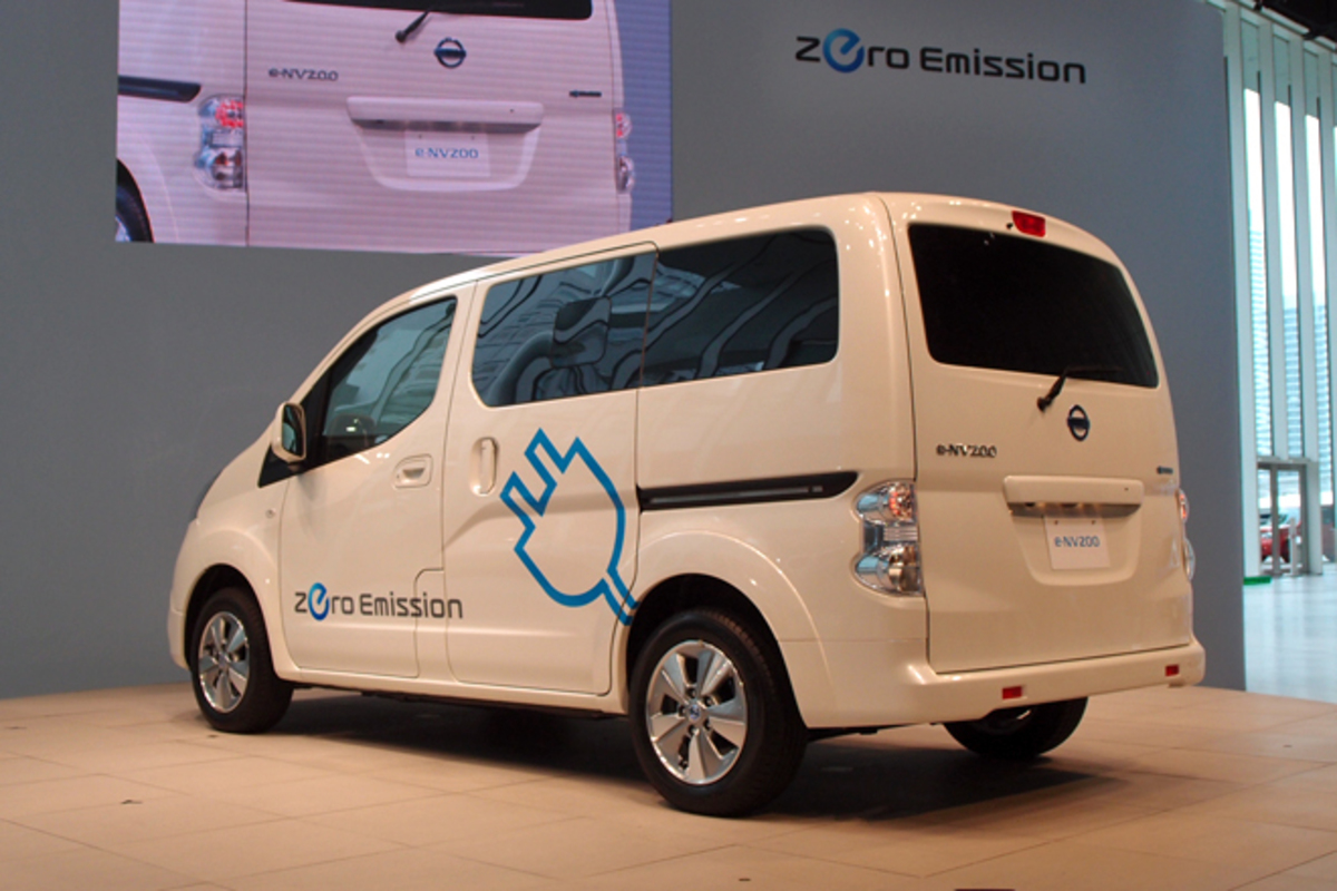 日産からワンボックス型EV「e-NV200」が登場 【ニュース】 - webCG