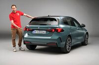 グレード名を見ると、ガソリン車であることを示す「i」の文字が消滅している。