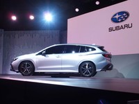 量産型の新型「スバル・レヴォーグ」は2020年後半の発売に向けて開発が進められている。