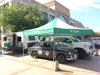 かつて参加したオランダから北京までの1万5000kmをクラシックカーで走るシルクロード・ドライブの途中で出迎えてくれたテインサポートチーム。こういう体制で中国ラリー選手権イベントでテインユーザーのサポートに出向いていた（その後中央政府の方針で下火になってしまった）。