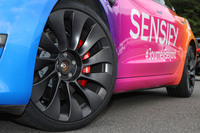 試乗車のブレーキは、前が油圧併用、リアが完全バイワイヤのもの。本文で紹介される「レベル2」のコントロールシステムが搭載されていたが、車両の制約上、回生協調などの一部機能は省略されていた。