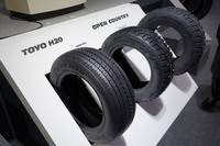 トーヨーの現行ラインナップ。清水隆史社長がイチ推しの「オープンカントリー」シリーズは写真奥。