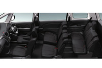 「ビアンテ グランツ-SKYACTIV」の室内。