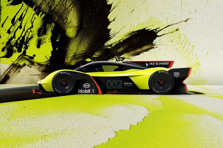 アストンマーティン・ヴァルキリーAMRプロ