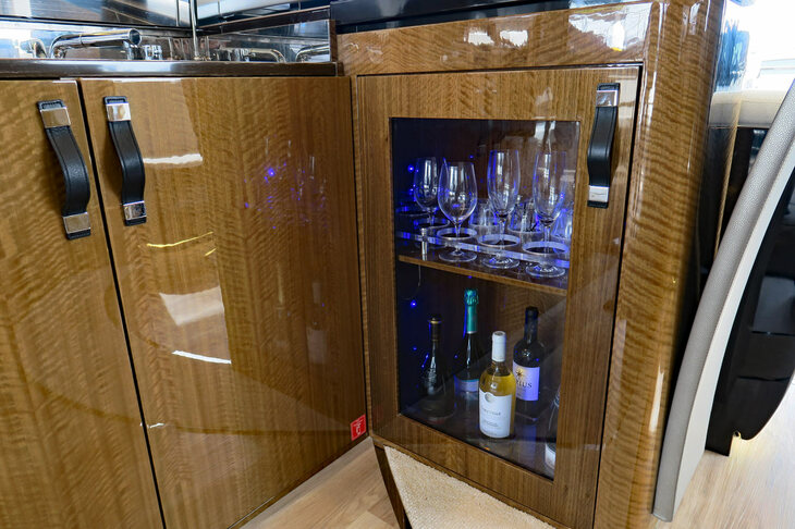 レクサスLY650（キッチン）