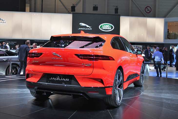 ジャガーIペース（エクステリア）