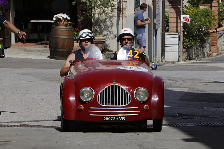 「フィアット500トポリーノ」をベースにした1949年の「スポルト」仕様。