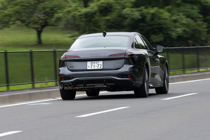 先代モデルと比べ、操舵機構からタイヤまでの剛性を全体的に向上させたという新型「A6」。より高い操舵応答性と緻密なフィードバックを得たその走りは、明らかに従来のアウディとは趣の異なるものだった。