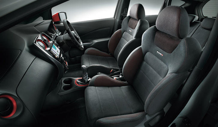 「ノートNISMO S」のインテリア。