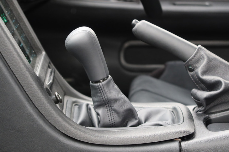 日産R32EV（シフトノブ）