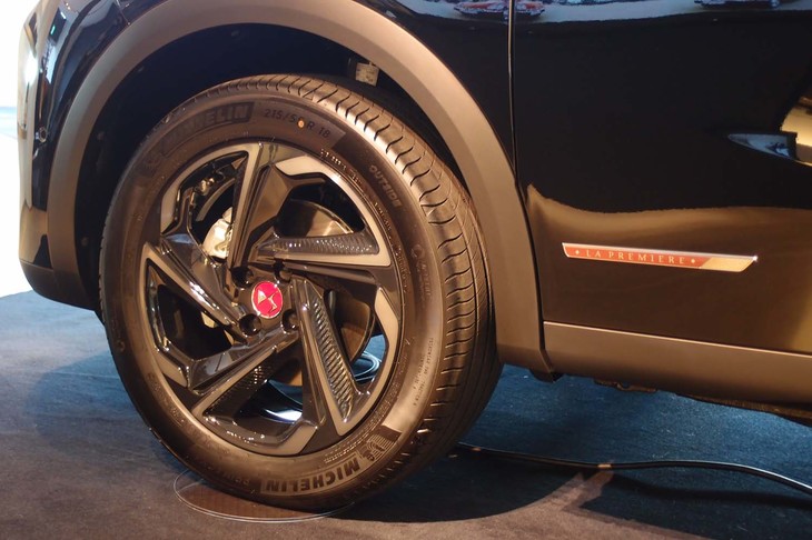 DS 3クロスバック（フロントホイール）