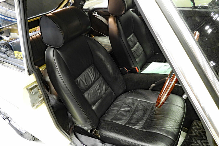 MGB GT（1970年／ガレージイガラシ）