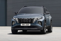2020年にデビューした「ヒョンデ・ツーソン」は「トヨタRAV4」などとよく似たサイズのSUVだ。