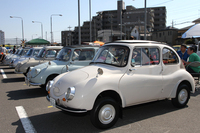 「第18回クラシックカーフェスティバル in ところざわ」の会場から