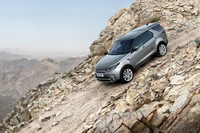 装備充実の2018年型「ランドローバー・ディスカバリー」受注開始の画像