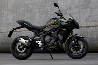 トライアンフが新型アドベンチャーバイク「タイガースポーツ800」を発表の画像