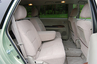 三菱グランディス エレガンス-X（FF／4AT）【ブリーフテスト】の画像