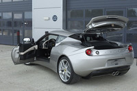 ロータス「エヴォーラ」がついに発売の画像