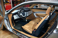 【東京モーターショー2005】ボルボは4シータオープンの新型「C70」を初公開！の画像