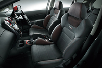 NISMOチューンのスポーティーな「ノート」登場の画像