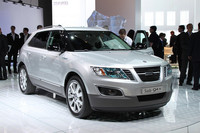 オランダのスパイカーによる買収後、初のニューモデルとなった「サーブ9-4X」。