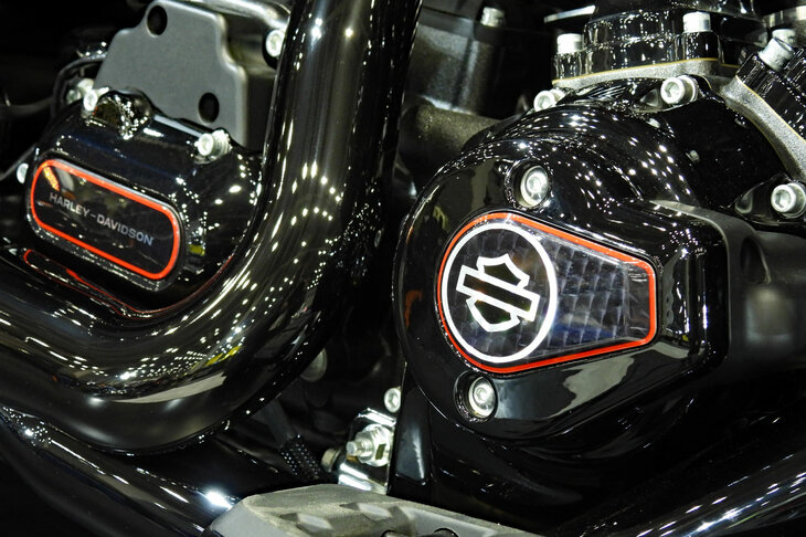 ハーレーダビッドソンCVOロードグライドST