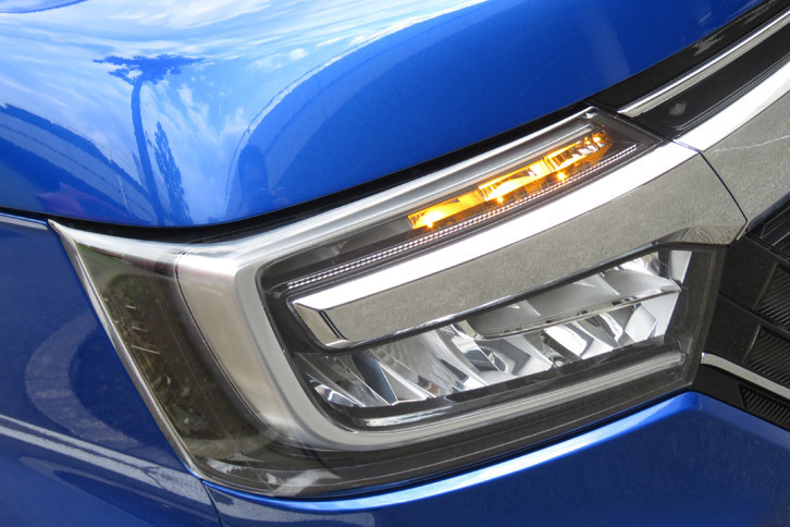 ホンダN-BOXカスタムG・L Honda SENSING（ヘッドランプとシーケンシャルウインカー）