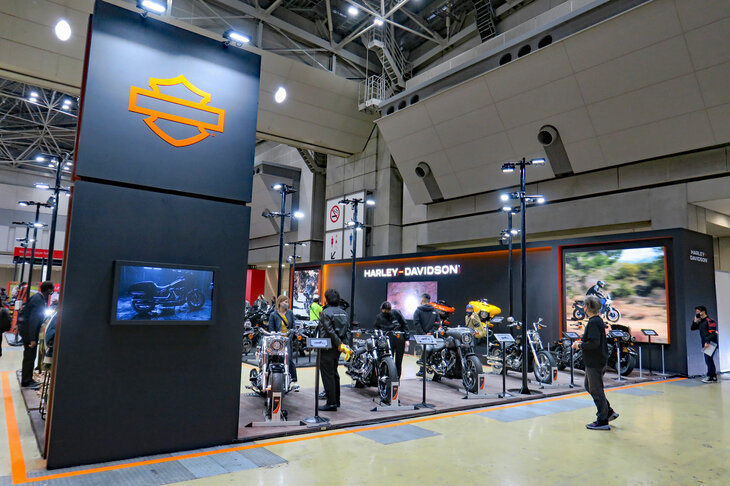 ハーレーダビッドソンの出展ブースの様子。