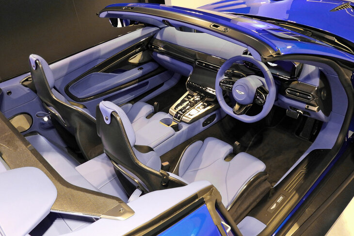 アストンマーティン・ヴァンキッシュ ヴォランテ（インテリア）