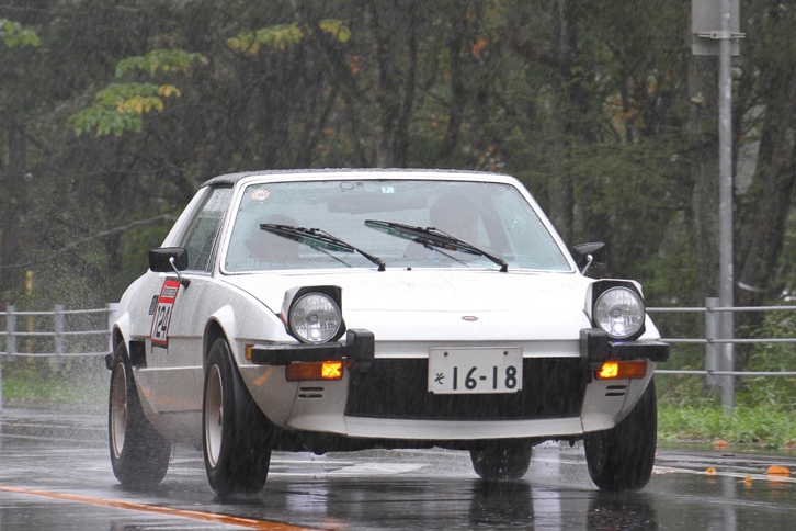 1974年「フィアットX1/9」。正規輸入された最初のロットのうちの1台というワンオーナー車。