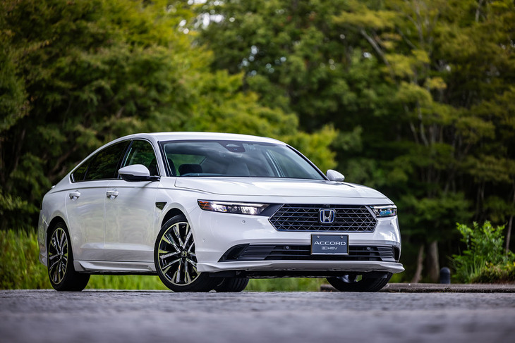 ホンダ・アコード純正アクセサリー装着車両「ツーリングライン」（エクステリア）