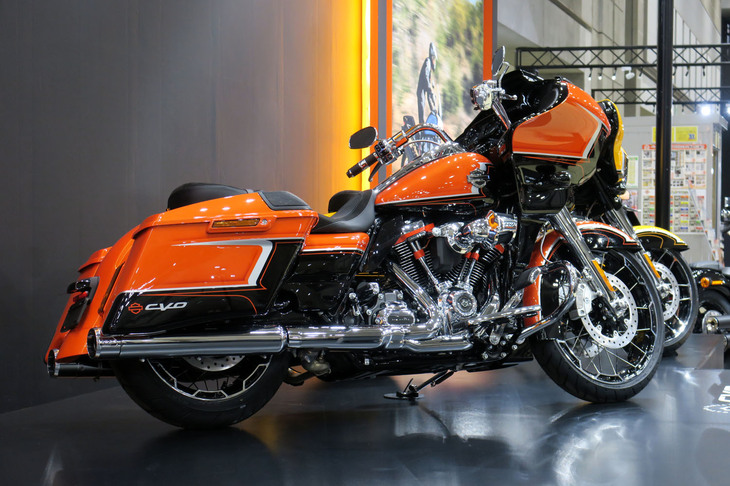 ハーレーダビッドソンCVOロードグライド リミテッド