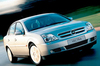 オペル、ベクトラセダンに3.2リッターモデルを追加