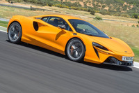 マクラーレン・アルトゥーラ（MR/8AT）【海外試乗記】