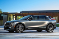 キャデラックの新型BEV「リリック」は2021年4月22日にデビュー。300マイル（約483km）の航続距離やハイウェイなどにおける完全ハンズフリーの運転支援システムなどがセリングポイントだ。