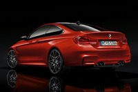 BMW、「M3」と「M4」をマイナーチェンジの画像