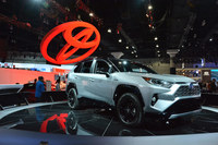 間もなく日本にも導入される予定のコンパクト（？）SUV「トヨタRAV4」。