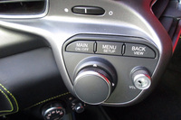 「458イタリア」のオーディオセレクター。