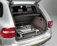 ポルシェ・カイエンHV(4WD/6AT)【海外試乗記】の画像