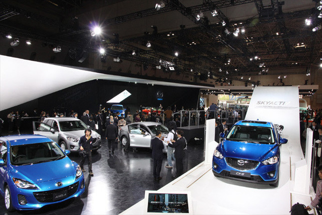 「東2ホール」にあるマツダブース。