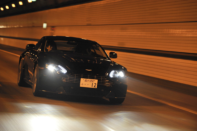 アストン・マーティンV12ヴァンテージ（FR/6MT）【試乗記】