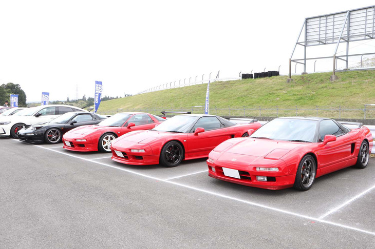 2024 RAYS FAN MEETING 参加車両（ホンダNSX）