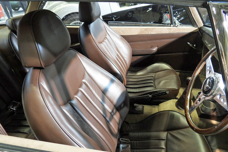 アルヴィス3リッター グラバー スーパー クーペ（コンティニュエーションモデル）