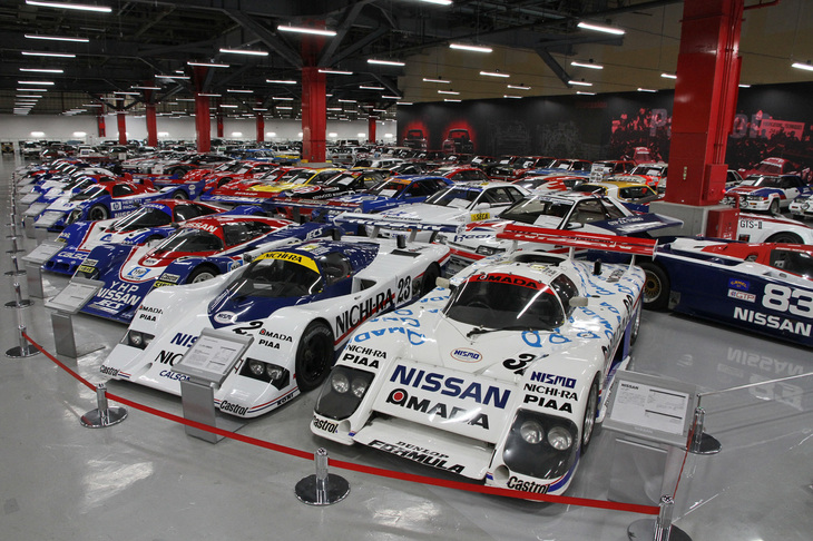 訪れるたびに「よくぞこれだけの数を残してくれました」と感動する、1980〜90年代のグループCカーをはじめとするコンペティションマシン群。